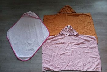 3 capes de bain