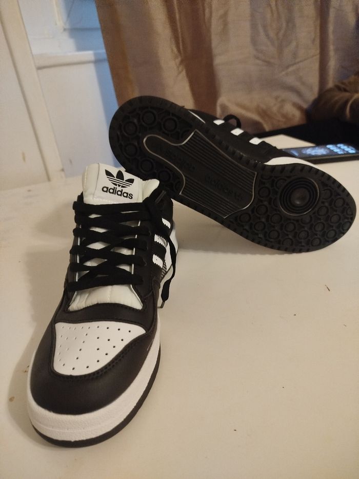 Basket adidas - photo numéro 2