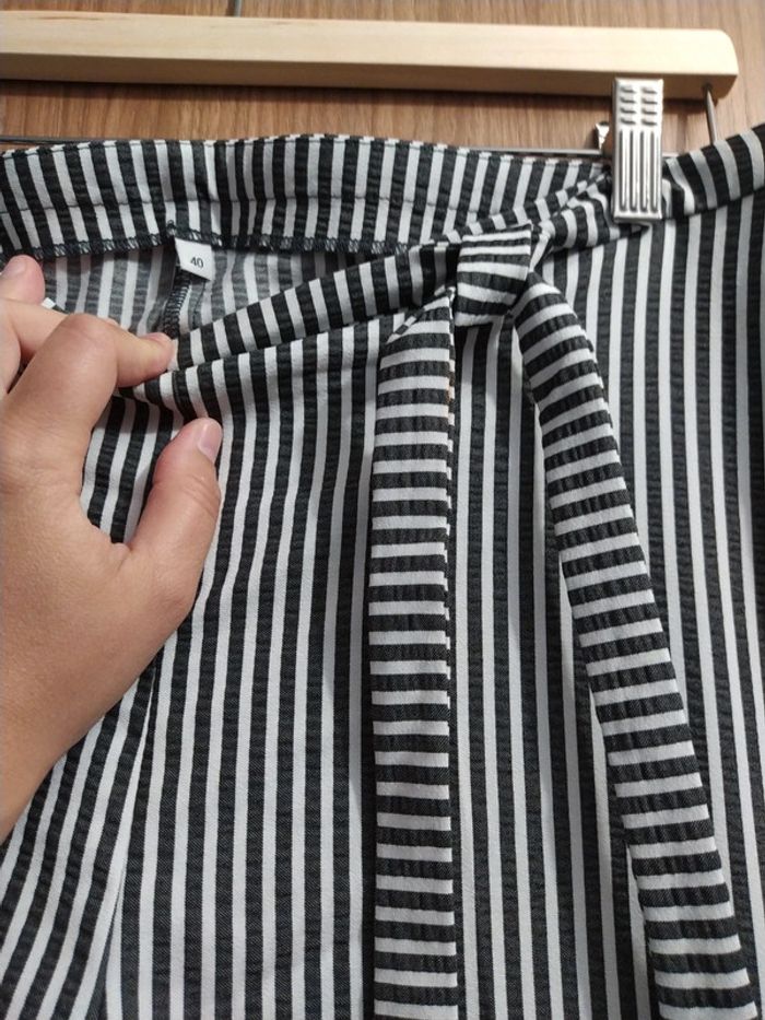 Pantacourt a rayures - photo numéro 2