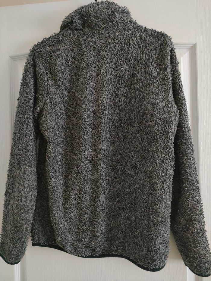 Pullpolaire femme taille M en très bon état - photo numéro 2