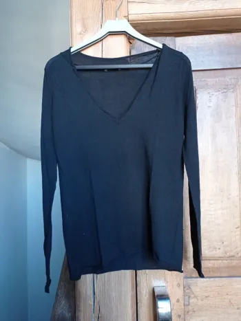 Pull noir col V Kookaï taille 3
