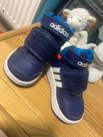 Basket adidas