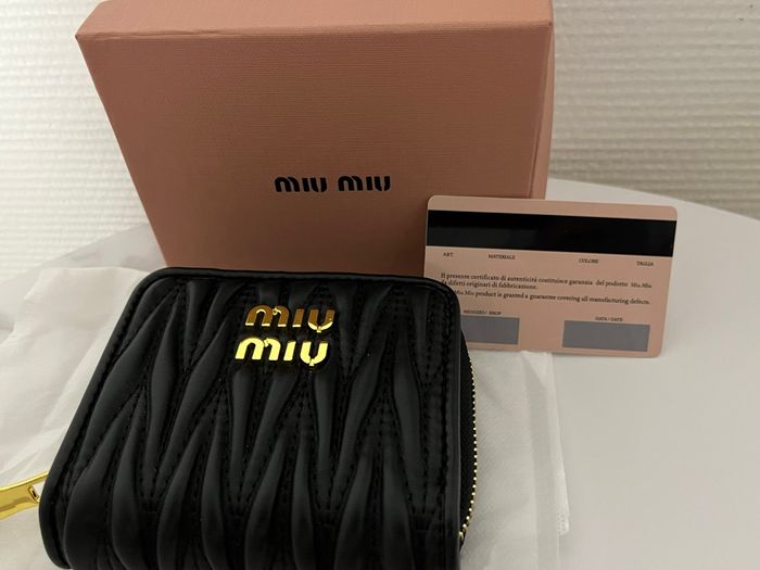Porte-monnaie Miu Miu - photo numéro 3