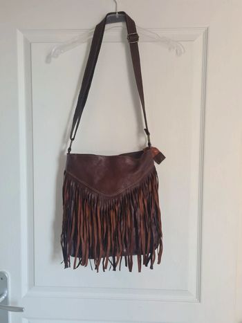 Sac vintage à bandoulière à franges en cuir véritable.