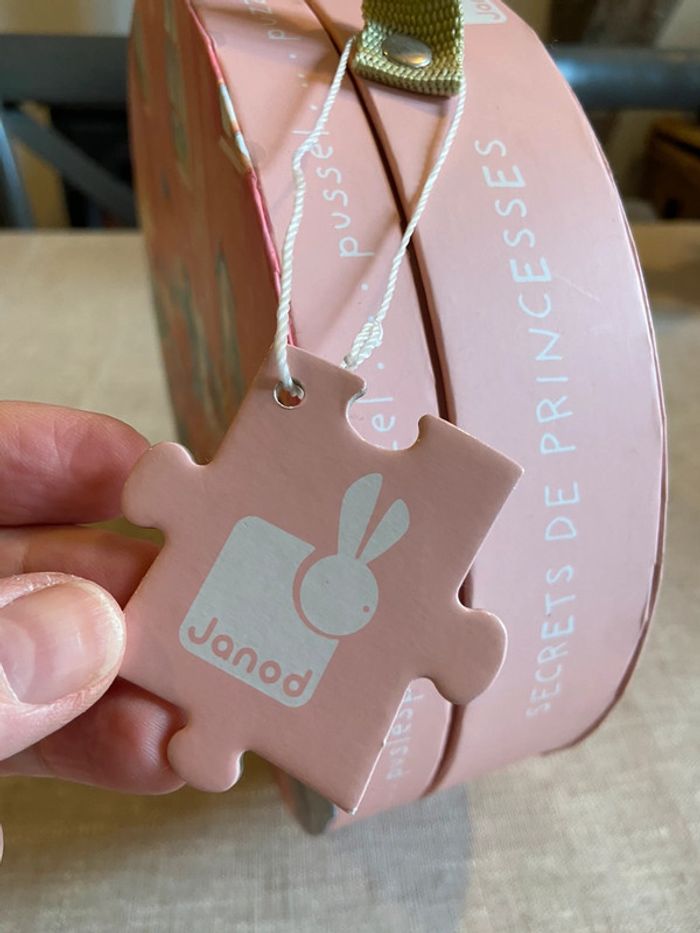 Puzzle 100 pièces Janod « secrets de princesse » 5/8 ans - photo numéro 4