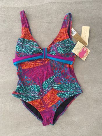 Maillot de bain 1 pièce amincissant Deidad 100C Neuf