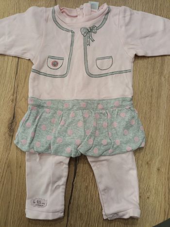 Jolies ensemble 1 mois