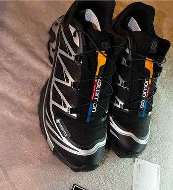 Basket Salomon XT6 noir et argent 