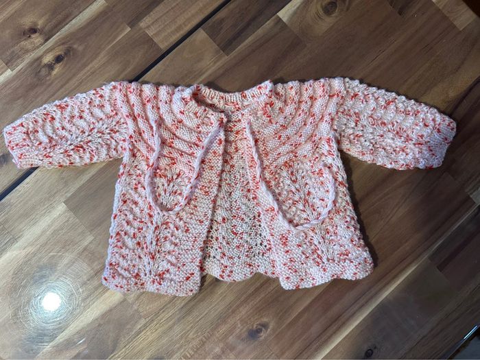 Gilet fille en laine, fait main