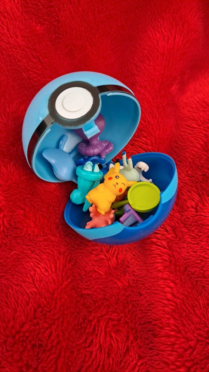 Pokeball et 12 figurines pokemon - photo numéro 6