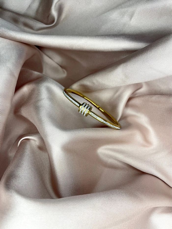 Bracelet neuf - photo numéro 2