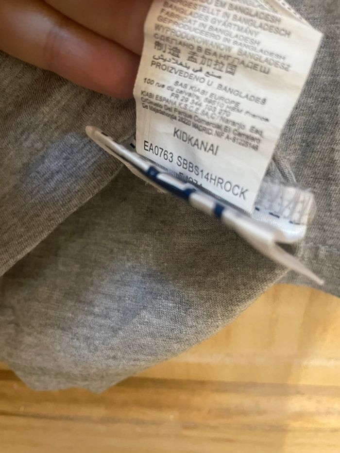 T-shirt manches longues style rock 4 ans - photo numéro 5