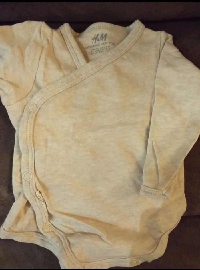 Lot de 4 bodies croisés manches longues H&M - photo numéro 3