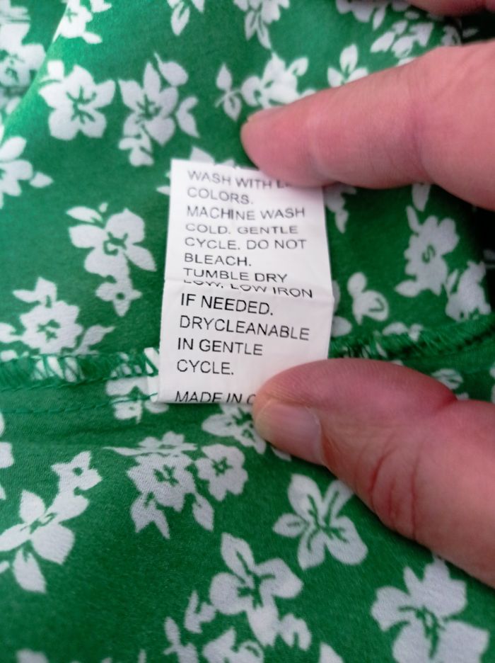 ROBE courte SHEIN Verte Fleurs Blanches - photo numéro 5