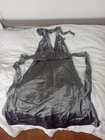 Robe gris satiné dos nu Just for girl taille 1 5€