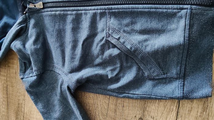 Veste zippée à capuche 3 ans - photo numéro 2