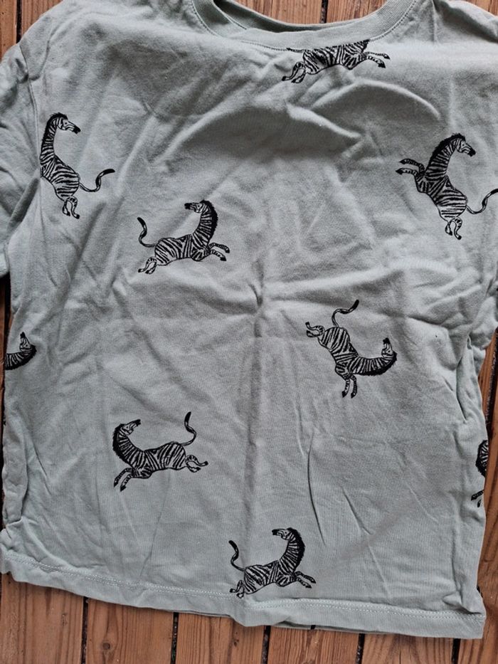 Tshirt taille 8 ans - photo numéro 2
