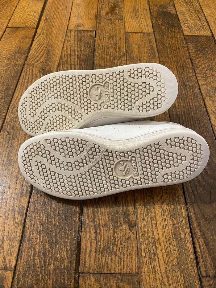 Baskets Stan Smith Adidas  Taille 34 - photo numéro 9