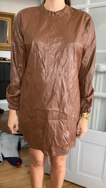 Robe similicuir ASOS