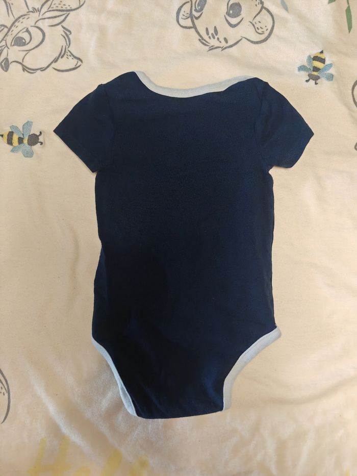 Lot 5 bodys Mickey Disney 9mois - photo numéro 5