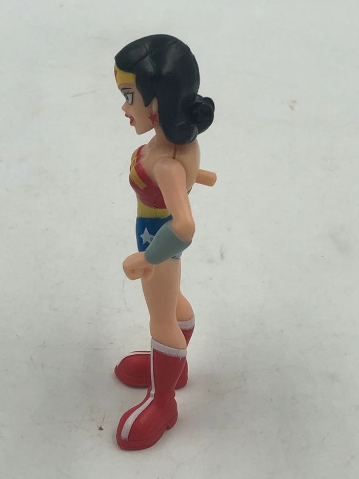 Figurine DC comics Wonder Woman 10 cm - photo numéro 2