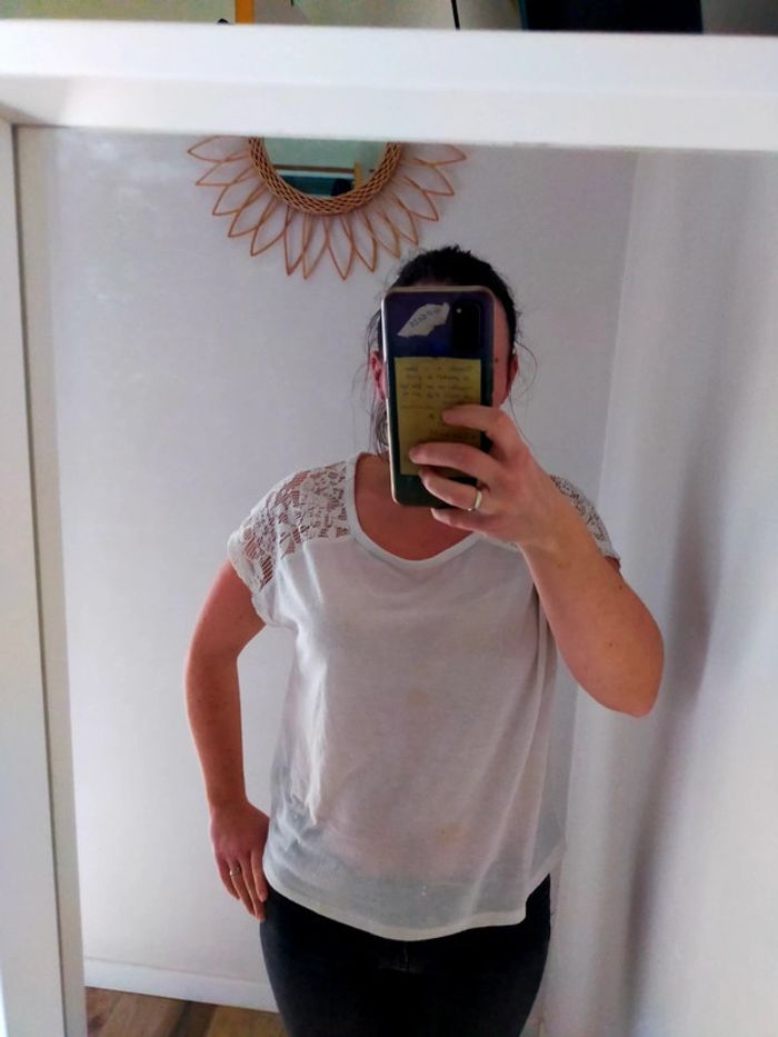 Tee shirt blanc dos en dentelle Bershka taille M