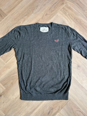 Pull col rond gris foncé