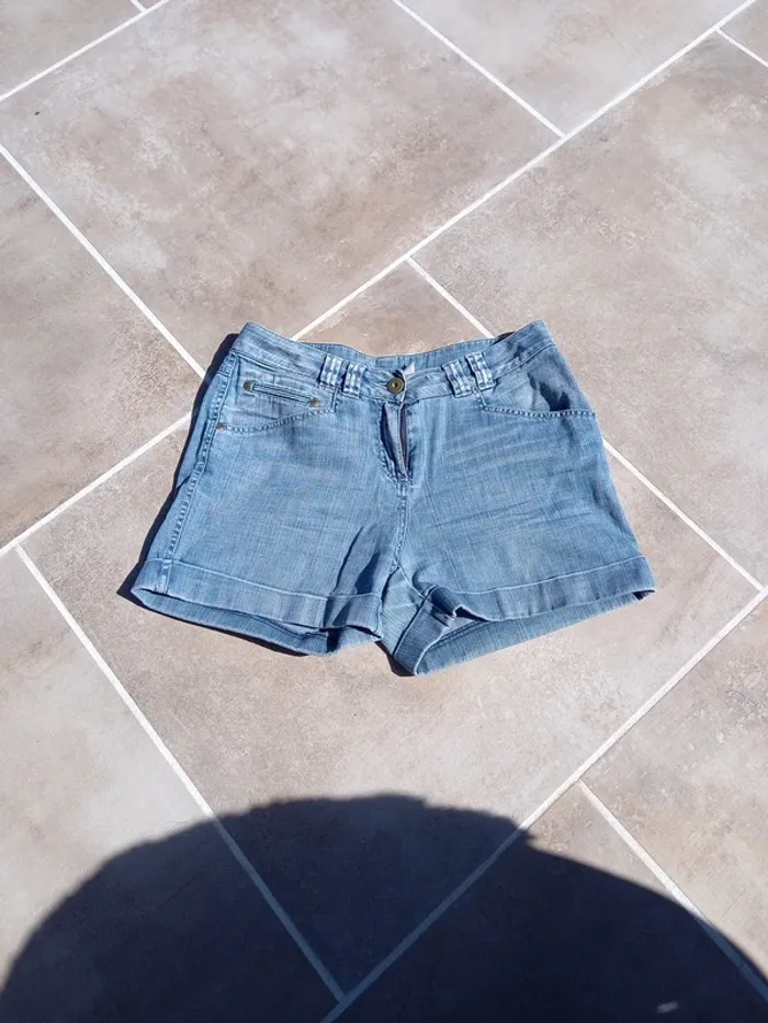 Short jean
