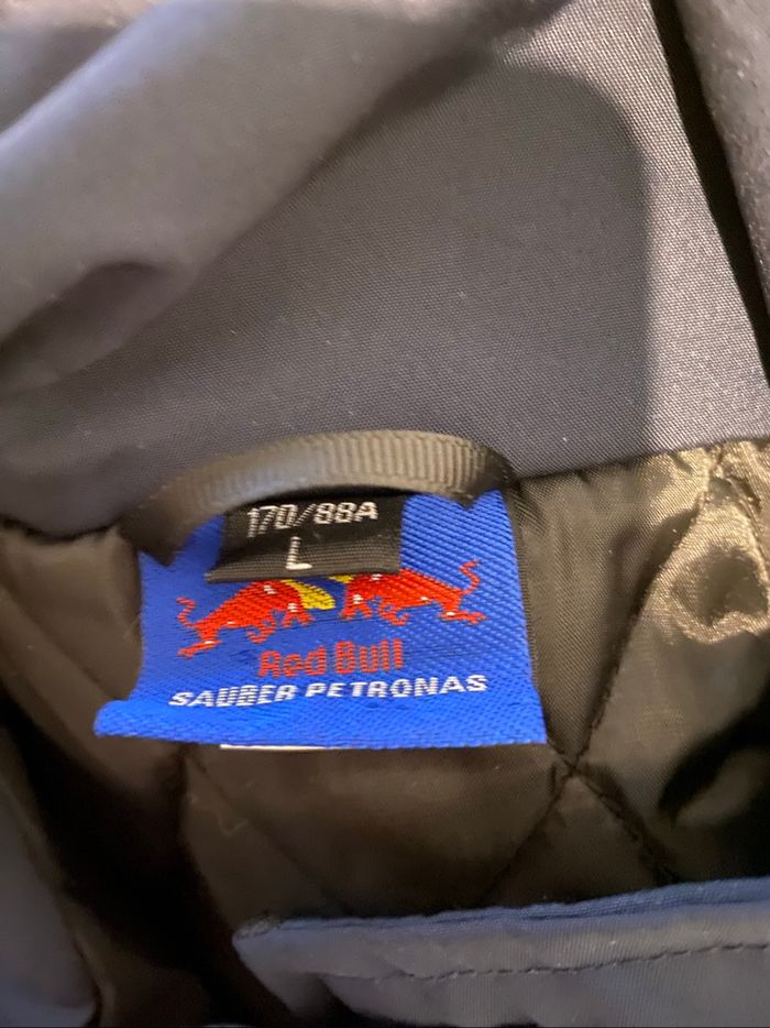 Veste RedBull - photo numéro 4