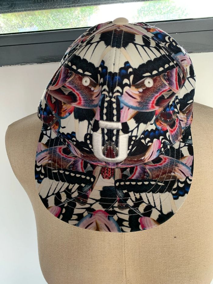 Casquette - photo numéro 2