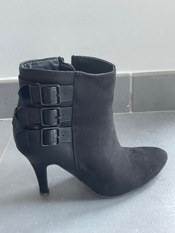 Bottines noires suédine femme hiver