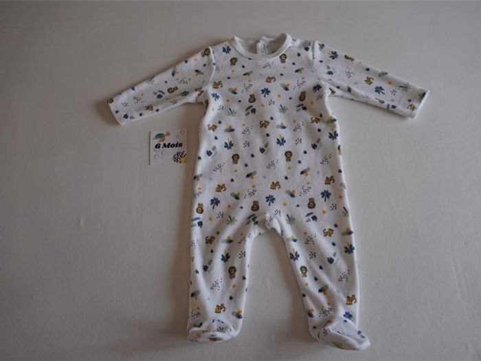 Lot n°3 de 3 Pyjamas sweat et velours (In Extenso, Gémo, Mes petits cailloux) en 6 mois - photo numéro 2
