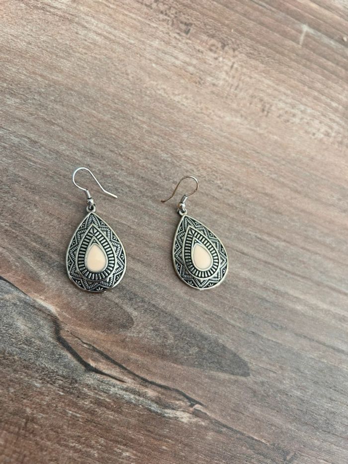 Boucle d’oreille