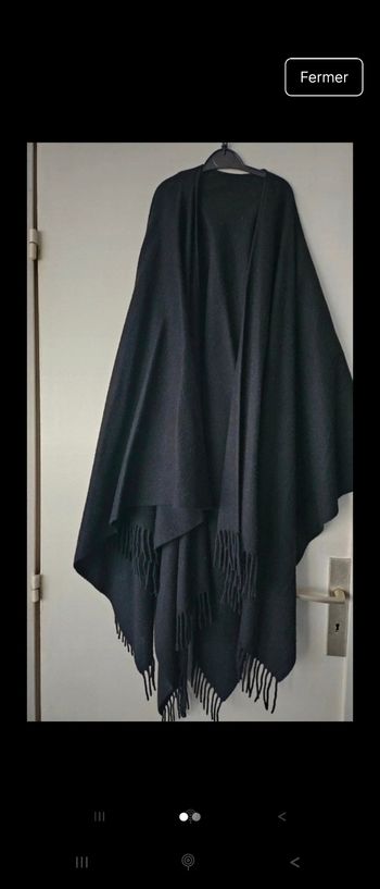 Poncho noir pour femme