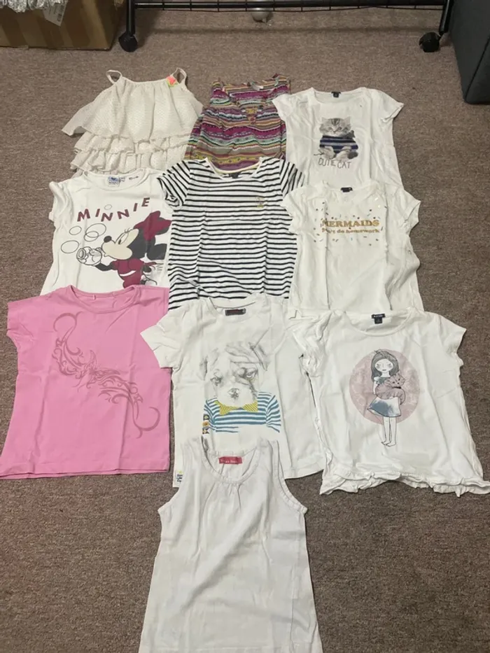 Tee-shirts taches ou vieux  4ans