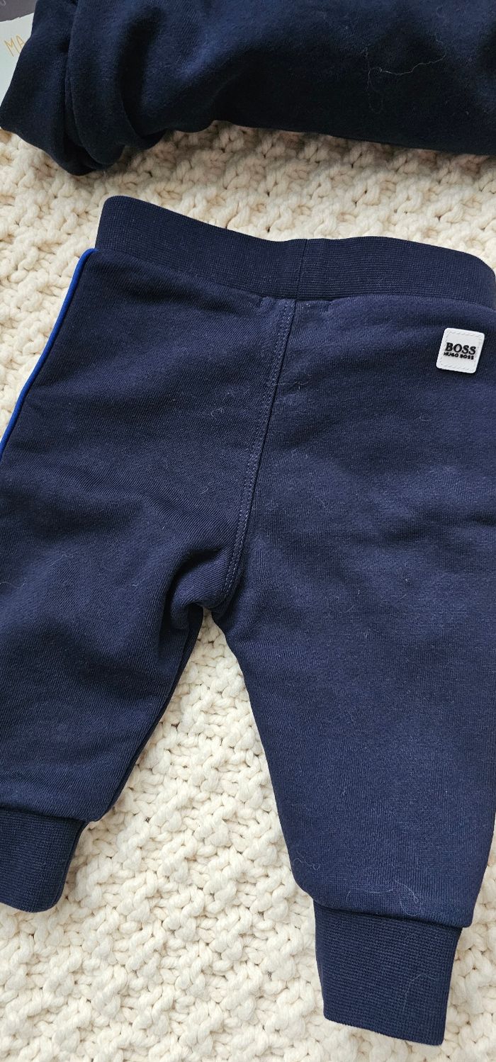 Jogging 6 mois Hugo Boss - photo numéro 6