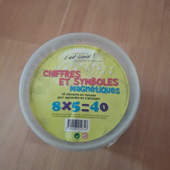 Chiffres et symboles magnétiques