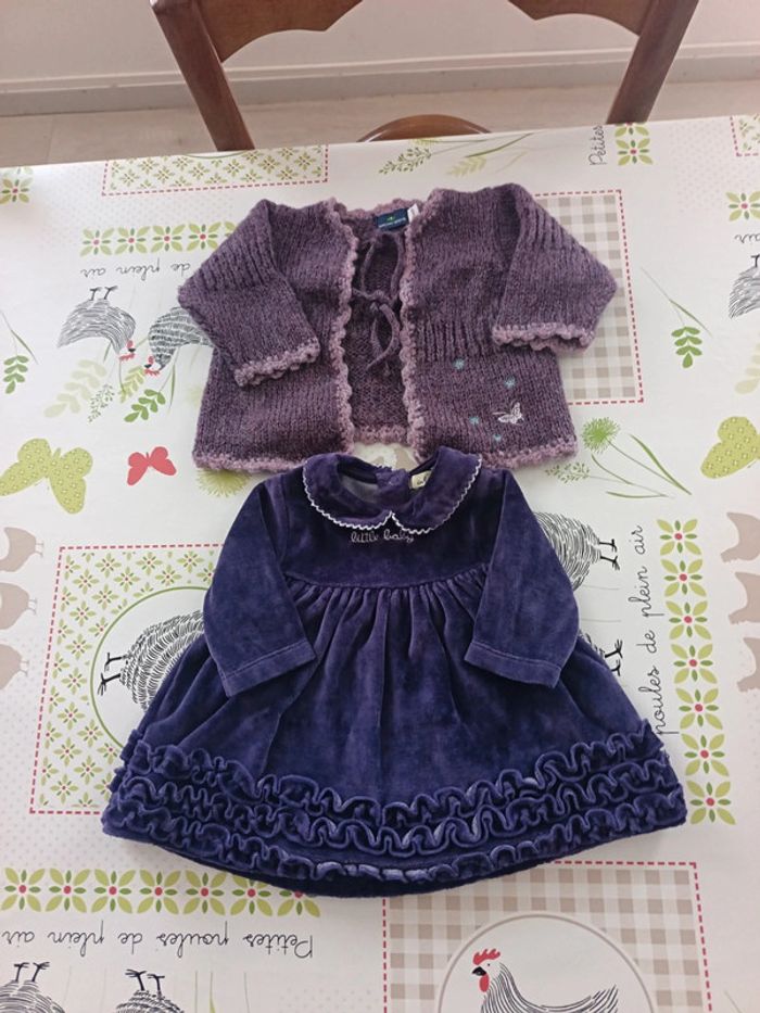 Ensemble robe+gilet taille 1 mois