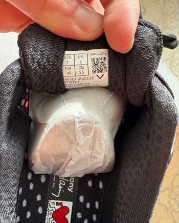 Saucony noir neuf jamais porté 