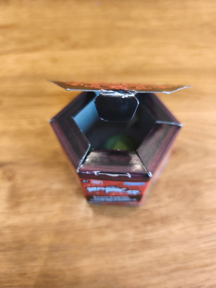 Boîte miraculeuse LadyBug Miraculous 
Kwami surprise WAYZZ - photo numéro 5