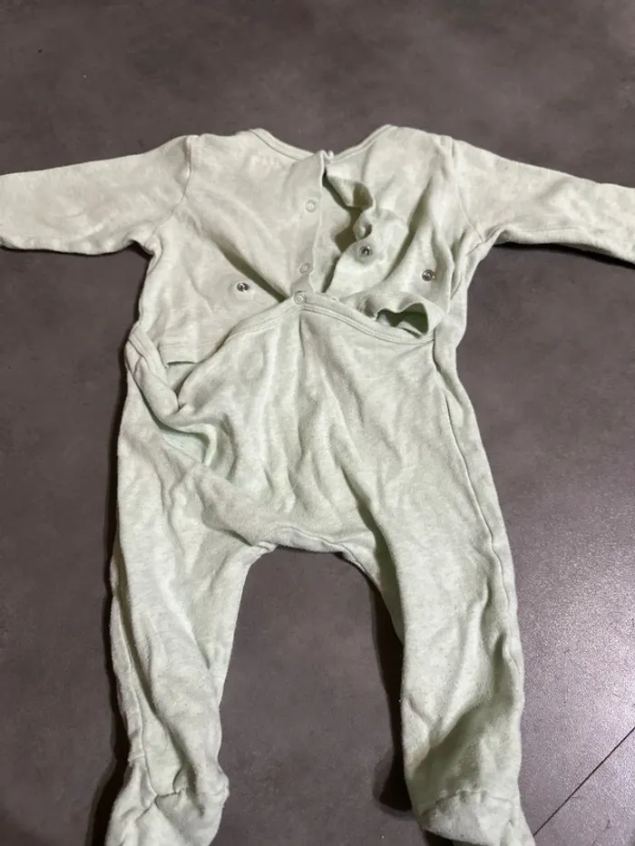 Pyjama Grogu Star Wars 6 mois - photo numéro 3