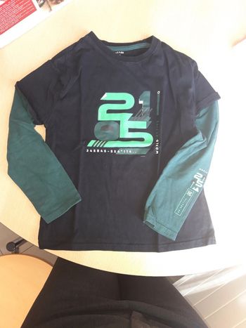 Tee-shirt manches longues 8 ans