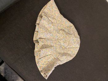 Chapeau de chez kidkanai en taille 4/5ans