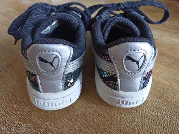 Chaussures enfant PUMA Suède taille 25 - photo numéro 6