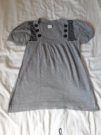 Haut tunique gris et noir marque Camaïeu taille 2