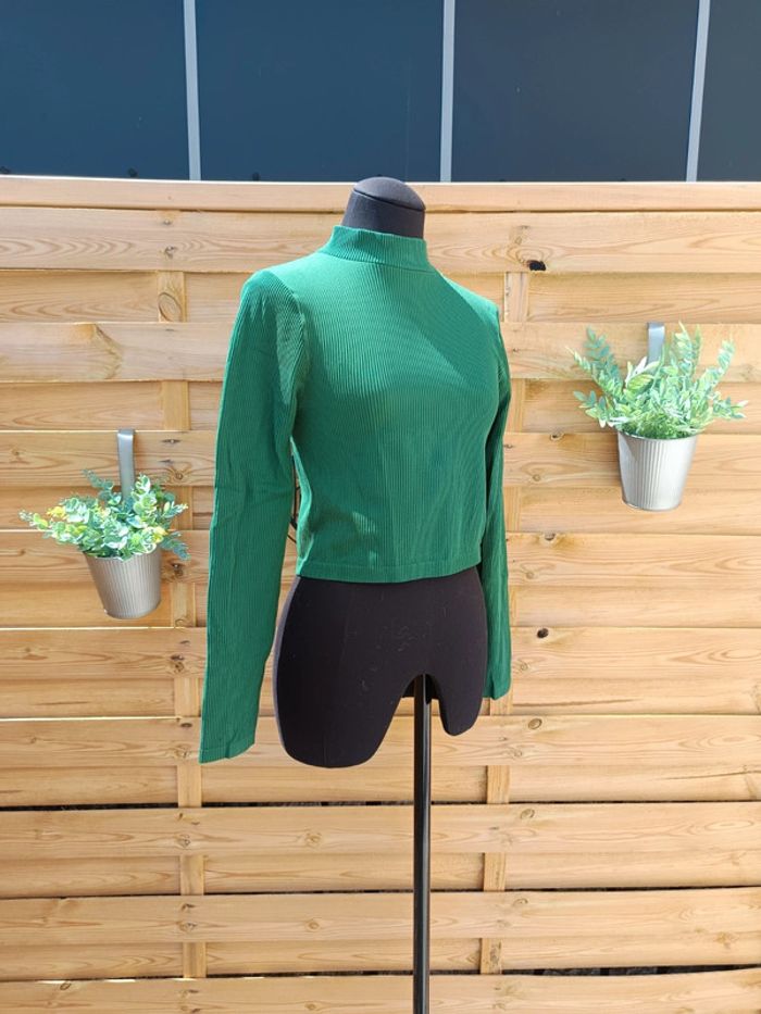 Top Stradivarius taille M - photo numéro 2