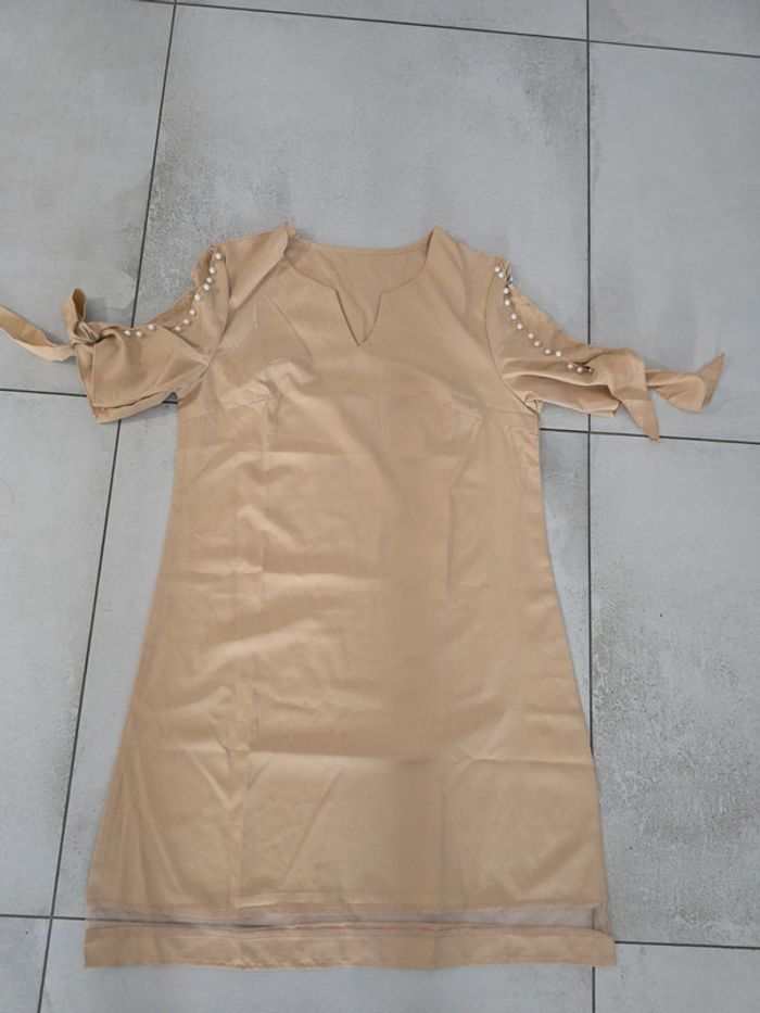 Robe beige taille S