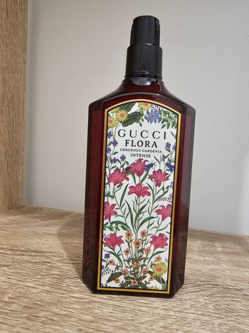 Flora Georgous Gardénia intense 100ml