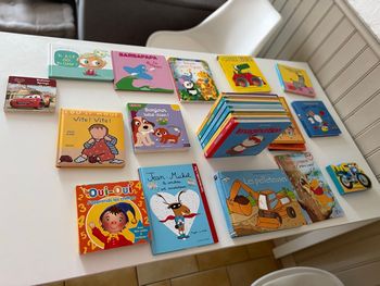 Lot 24 livres