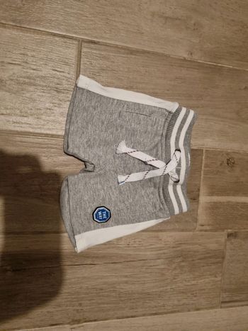 Short bébé 6 mois